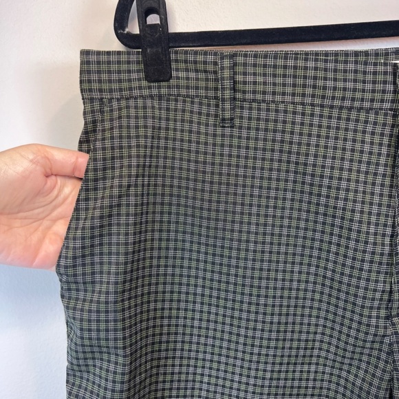 Adidas Mens 11" Golf Shorts Green Plaid Flat Front Lightweight Preppy Outdoor 40 - Picture 3 of 13